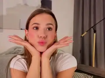 Chaturbate Free Porn Cam of quennacindy