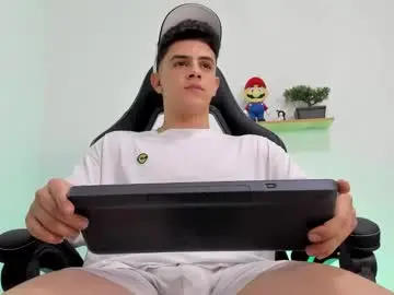 Chaturbate Adult Video Chat of mikecooper_