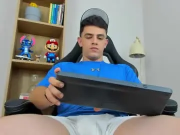 Chaturbate Watch Live Sex Cams of mikecooper_