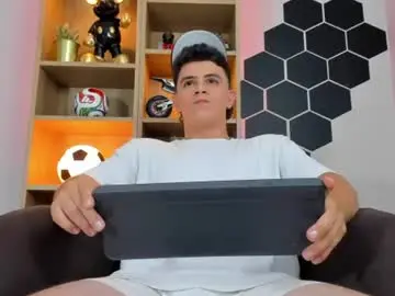 Chaturbate Free Porn Cam of mikecooper_
