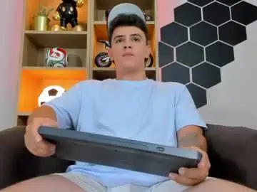 Chaturbate Sex Chat of mikecooper_