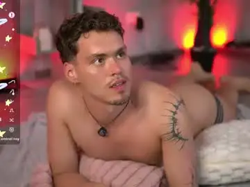 Chaturbate Live Sex Cam of curlystarx