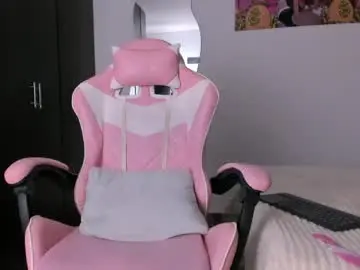 Chaturbate Watch Live Sex Cams of kendal_hot1