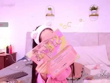 Chaturbate Watch Live Sex Cams of lucy_joi