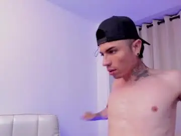 Chaturbate Free Live Porn of charlie_foxie