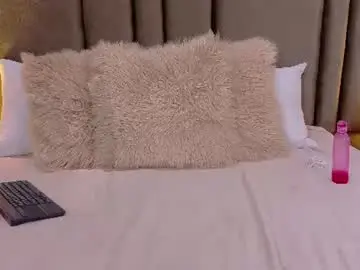 Chaturbate Watch Live Sex Cams of lindalove__