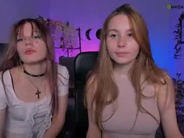 Chaturbate Free Live Porn of ava_gllow