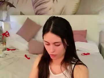 Chaturbate Adult Webcam of lunaa_baby_girl