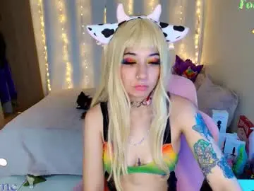 Chaturbate Sex Chat of mily_milk_