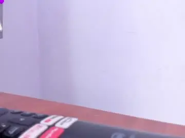 Chaturbate Best live sex cam show of evelynhoward23