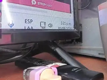Chaturbate Free Live Porn of evelynhoward23