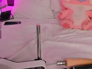 Chaturbate Best live sex cam show of evelynhoward23