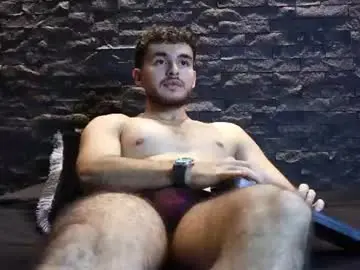 Chaturbate Best live sex cam show of martin_colleman