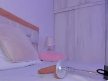 Chaturbate Nude Webcam of _natasha18_