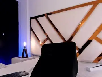 Chaturbate Adult Webcam of aron_cruz12