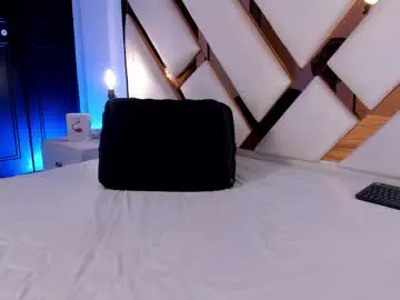 Chaturbate Live Sex of aron_cruz12