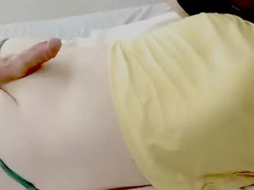 Chaturbate Live Sex of hugecumshots1