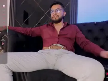 Chaturbate Sex Chat of lucca_mallard