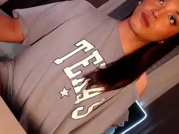 Chaturbate Sex Cam of tina_allure