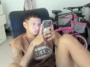 Chaturbate Sex Cam of white_master444