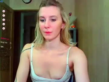 Chaturbate Live Sex Cam of caramel_pie_