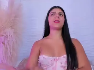 Chaturbate Free Live Porn of paulinabelle
