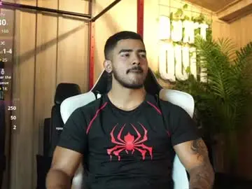 Chaturbate Live Sex Cam of reik_von