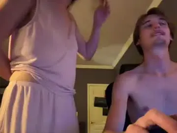Chaturbate Adult Video Chat of sweetmarie223