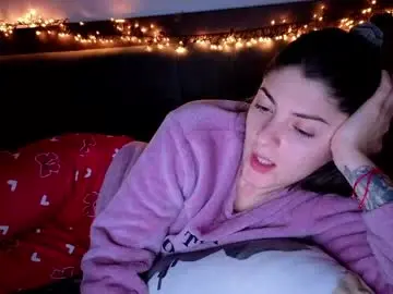 Chaturbate Live Porn of _just_a_simple_girl