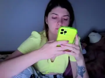 Chaturbate Live Sex Cam of _just_a_simple_girl