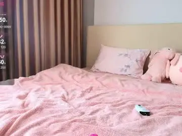 Chaturbate Live Porn of mina_moons