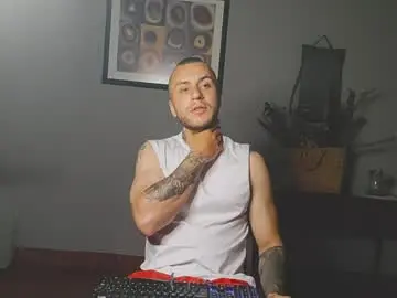 Chaturbate Live Porn of tomdavisxl