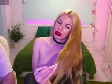 Chaturbate Live Sex Cam of alisaaleks