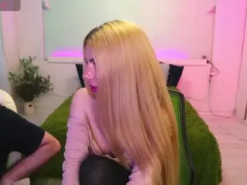Chaturbate Live Sex Cam of alisaaleks