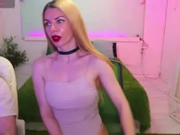 Chaturbate Live Sex Cam of alisaaleks