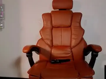 Chaturbate Free Porn Cam of aron_steel04