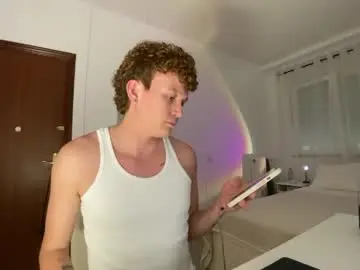 Chaturbate Live Sex of anddres_boss