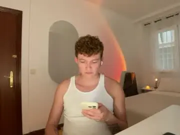 Chaturbate Adult Video Chat of anddres_boss