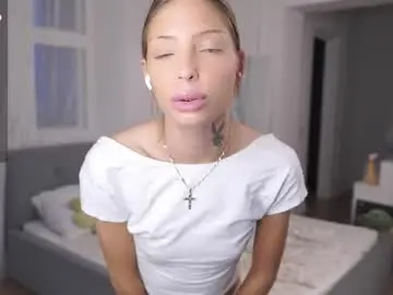 Chaturbate Live Sex Cam of kittyummy