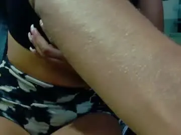 Chaturbate Free Porn Cam of latin_couple77