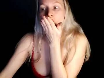 Chaturbate Live Sex Cam of chanti_lovee