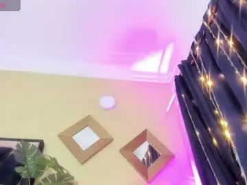 Chaturbate Watch Live Sex Cams of evelyn__rose1