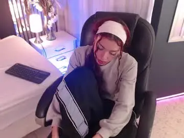 Chaturbate Live Sex Cam of tiana_scot