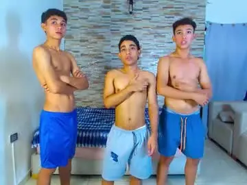 Chaturbate Live Sex Cam of kinkyhousexxx