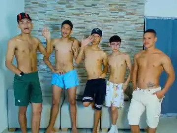 Chaturbate Sex Cam of kinkyhousexxx