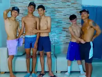 Chaturbate Live Sex Cam of kinkyhousexxx