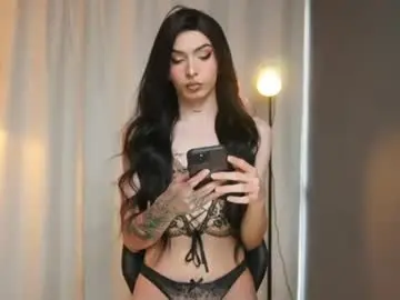 Chaturbate Live Sex Cam of milansantana24