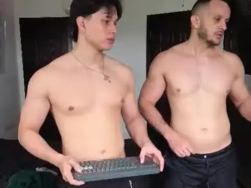 Chaturbate Live Porn of teddybear_07