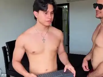 Chaturbate Watch Live Sex Cams of teddybear_07