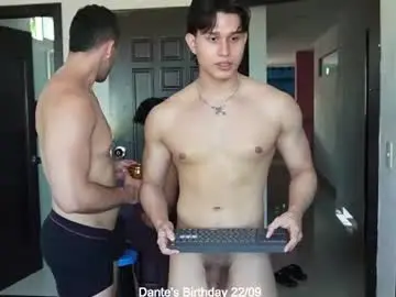 Chaturbate Live Sex Cam of teddybear_07
